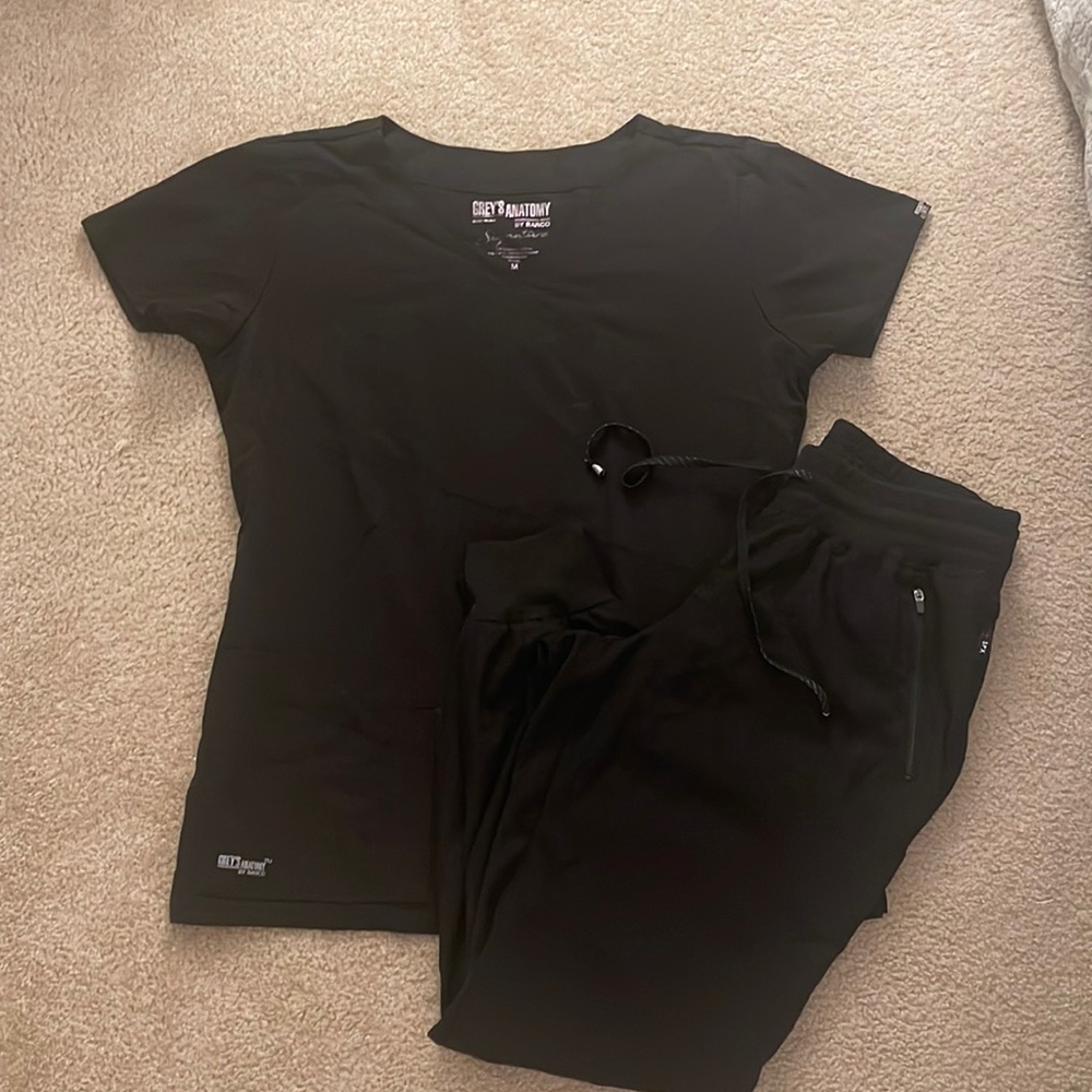 Black Scrubs